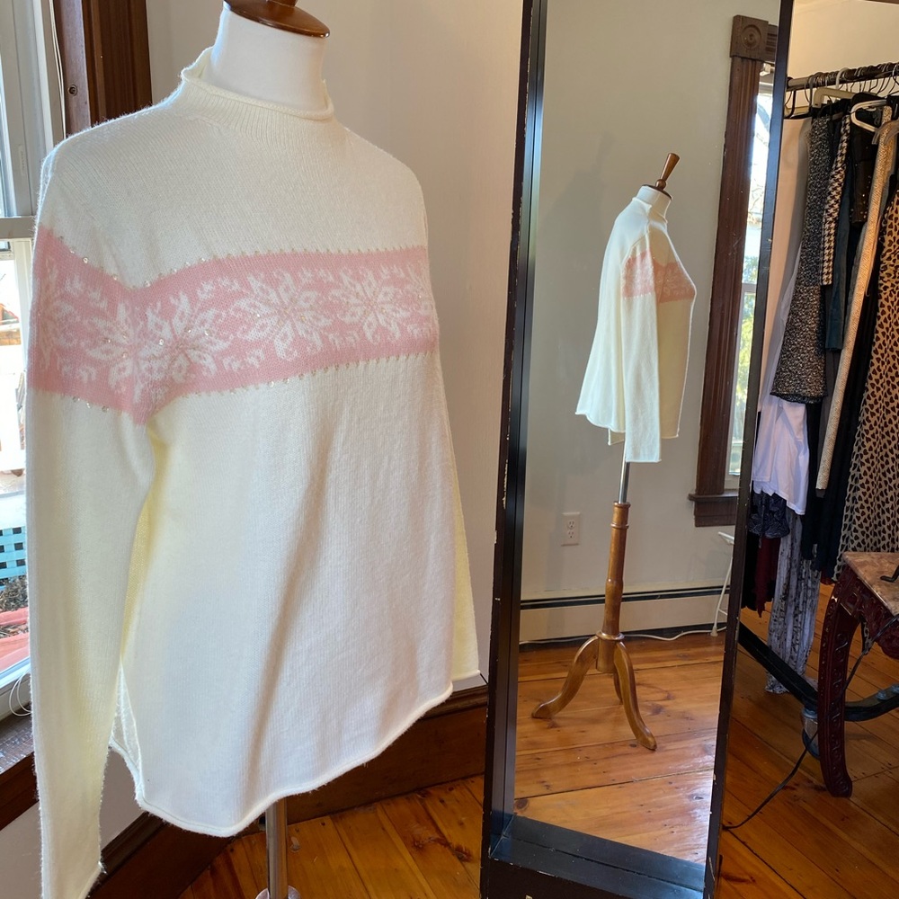 Vintage Pink and White Sweater Norton size large